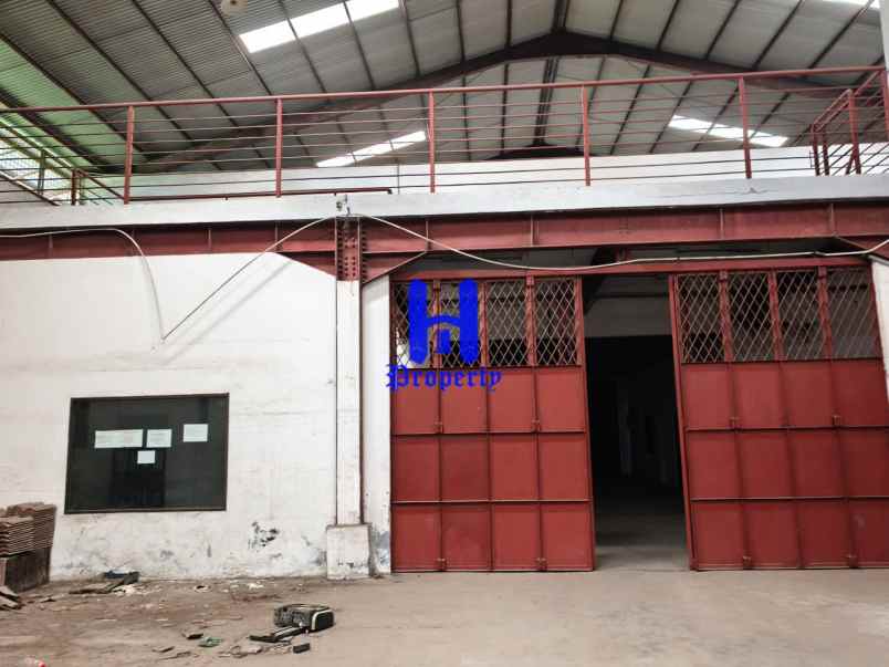 dijual ruko gudang kantor jalan irian barat daerah