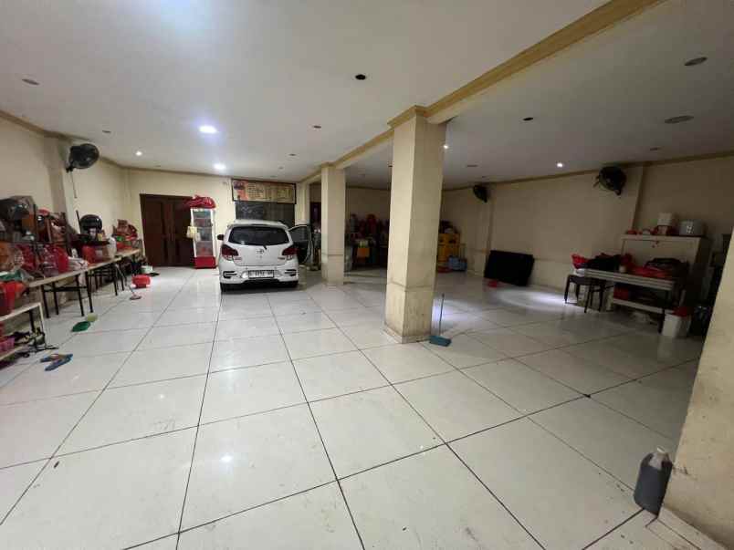 dijual ruko gudang kantor raya dukuh kupang surabaya