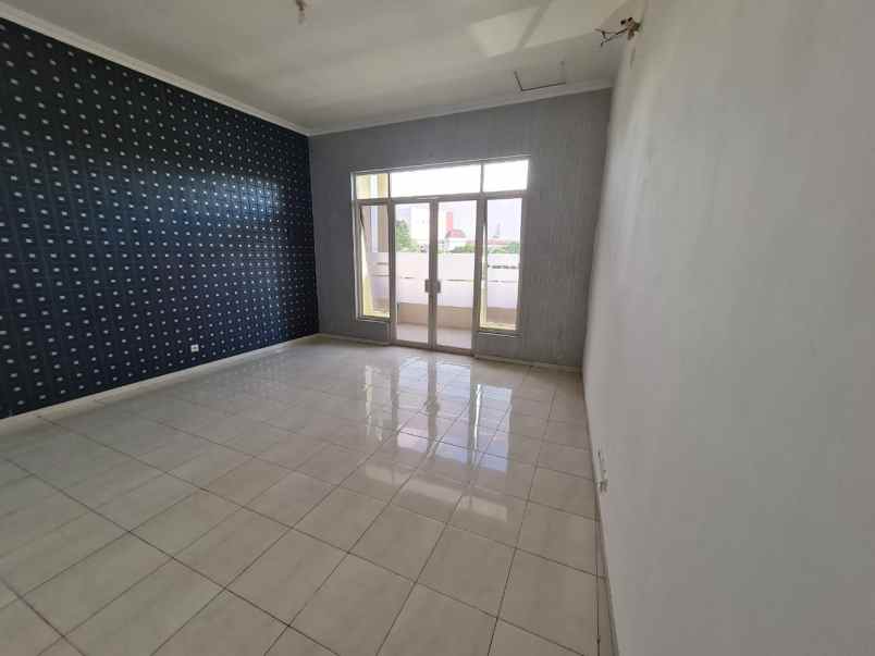 dijual ruko paris junction wisata bukit mas