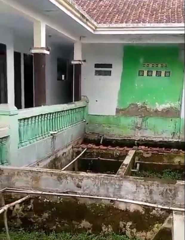 dijual rumah akses jalan motor di jalaksana kuningan