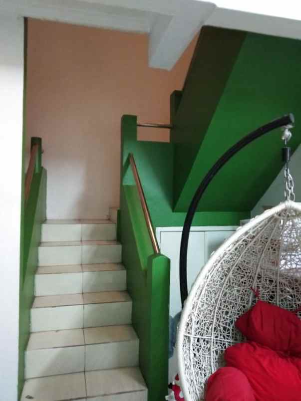 dijual rumah antapani