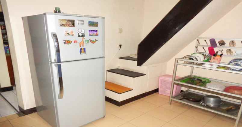 dijual rumah atletik