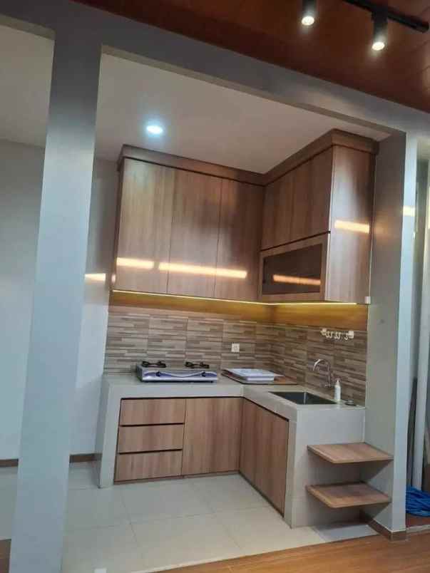 dijual rumah awiligar