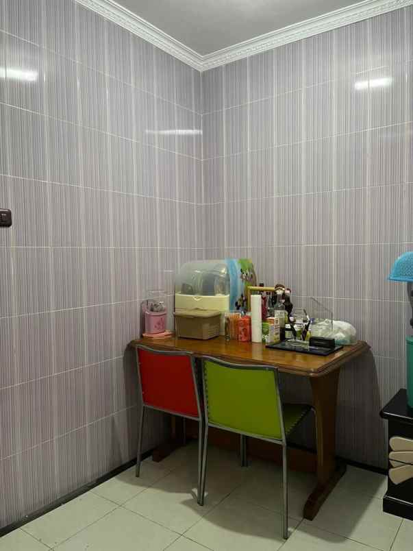 dijual rumah babatan pantai timur