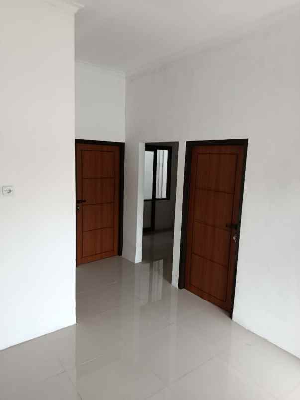 dijual rumah bakti jaya