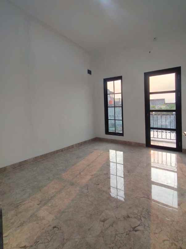 dijual rumah baru dalam cluster siap huni