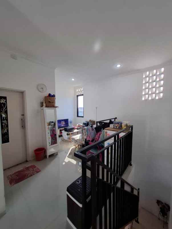 dijual rumah bintara jaya bekasi