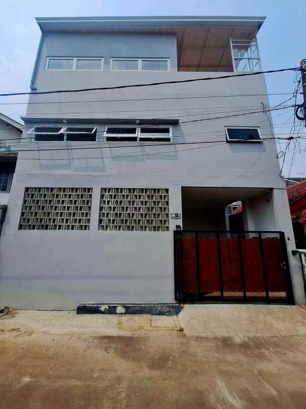 dijual rumah bintaro jaya