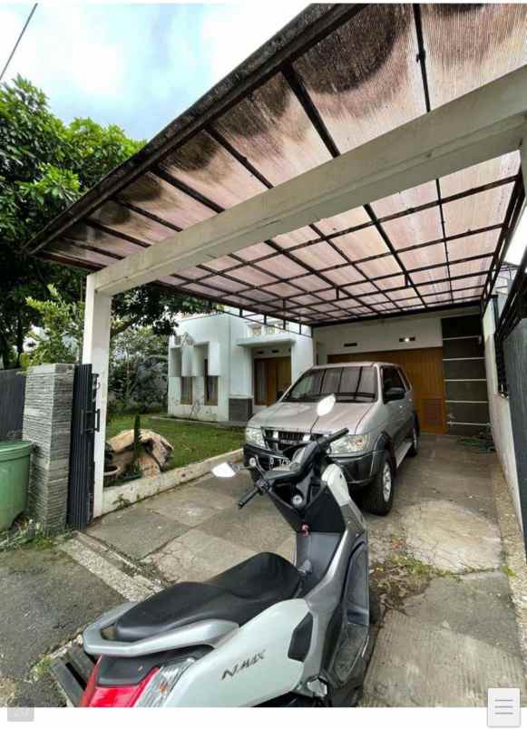 dijual rumah buah batu regency