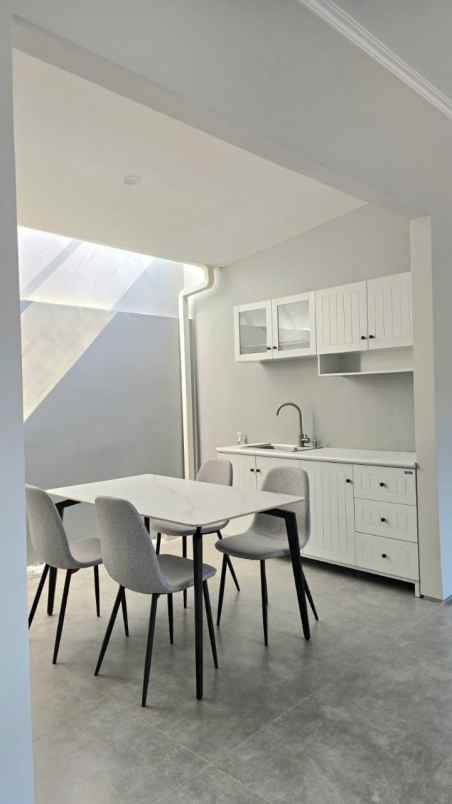 dijual rumah cabe ilir