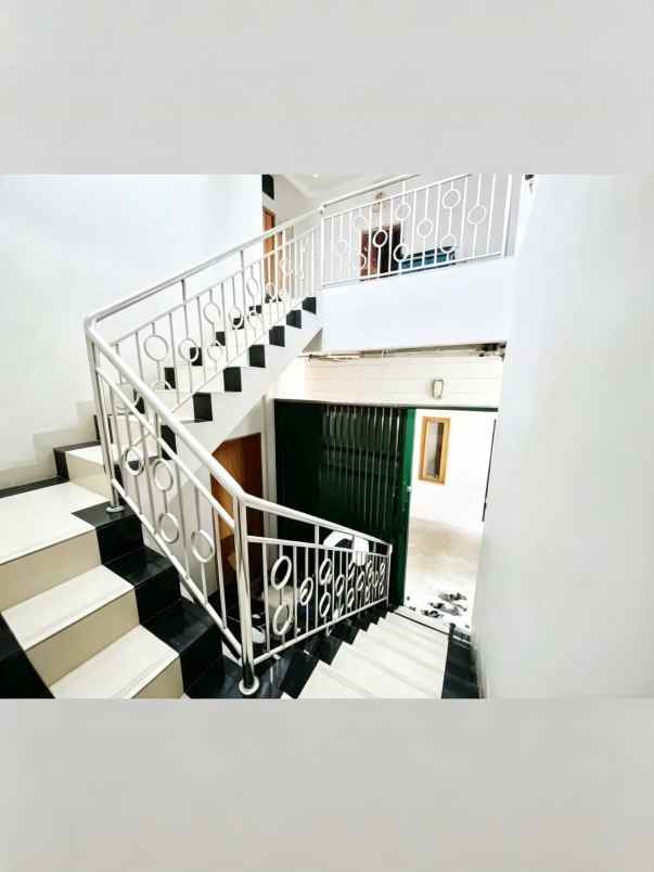 dijual rumah cakung