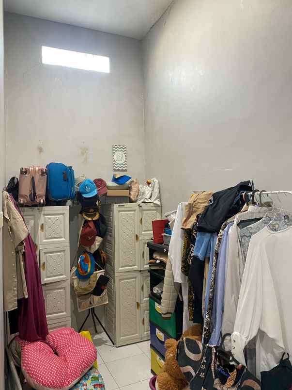 dijual rumah candramas sedati