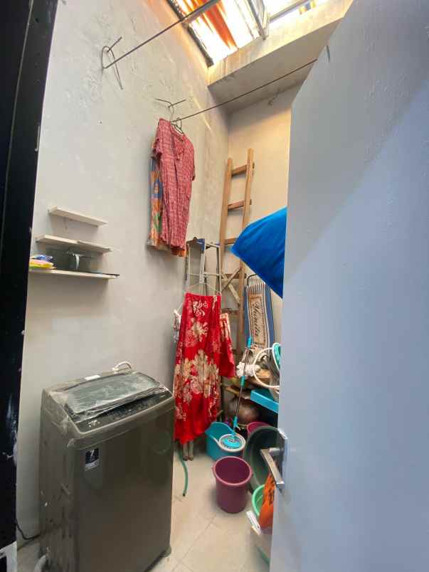 dijual rumah candramas sedati