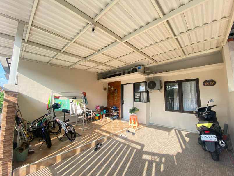 dijual rumah candramas sedati