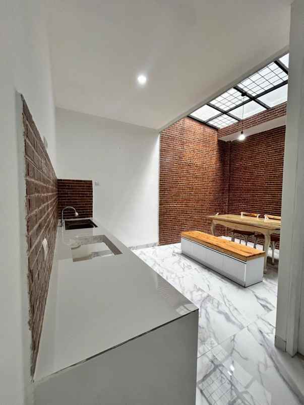 dijual rumah cantik cluster harmoni