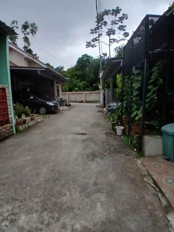 dijual rumah ciapyung depok