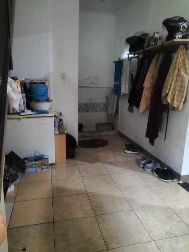 dijual rumah cihanjuang