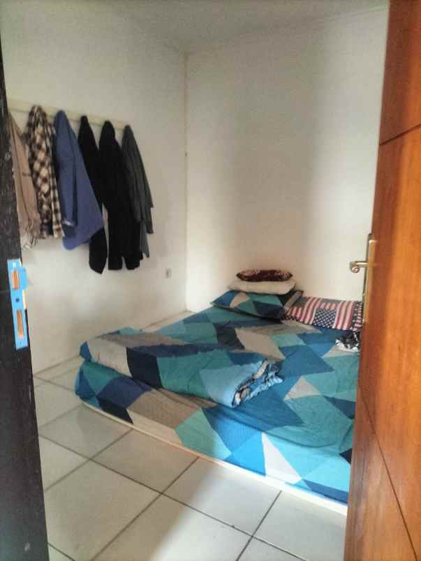 dijual rumah cihanjuang