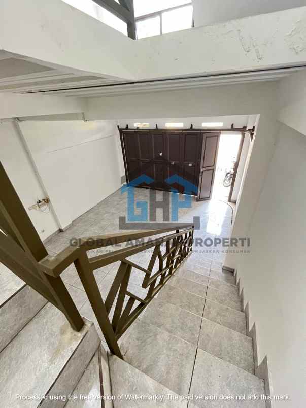 dijual rumah cihanjuang