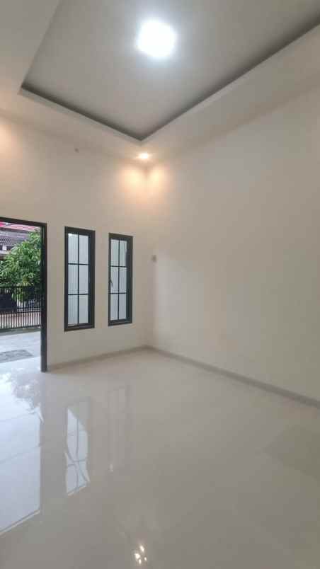 dijual rumah cimuning