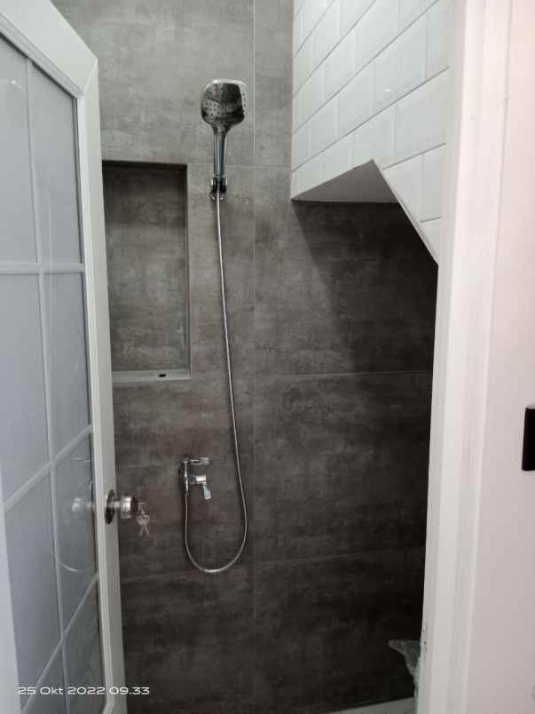 dijual rumah cinangka sawangan depok