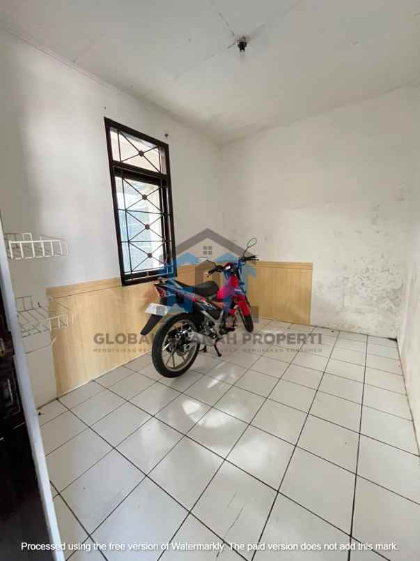 dijual rumah cipageran