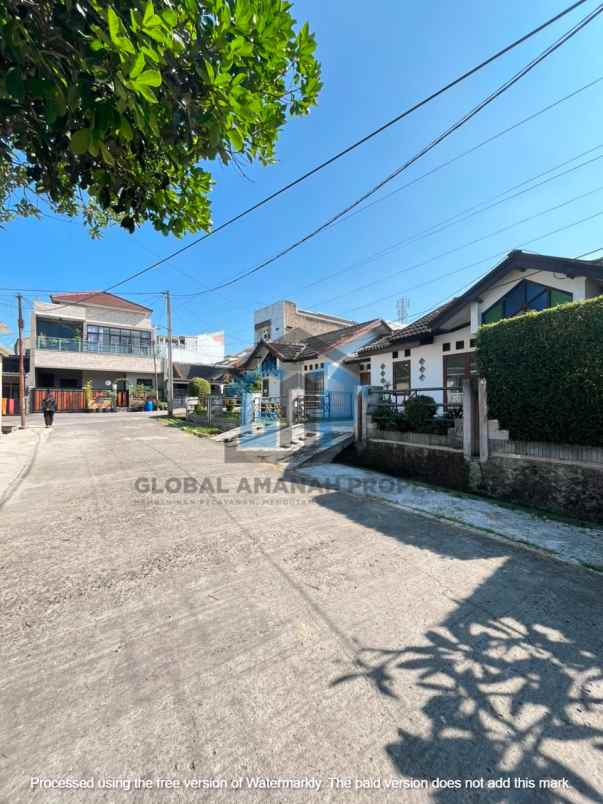 dijual rumah cipageran