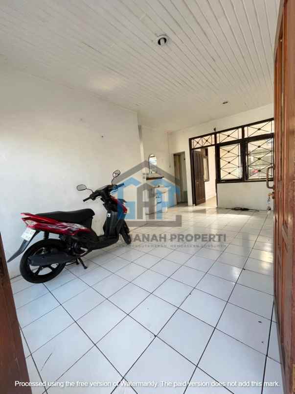 dijual rumah cipageran