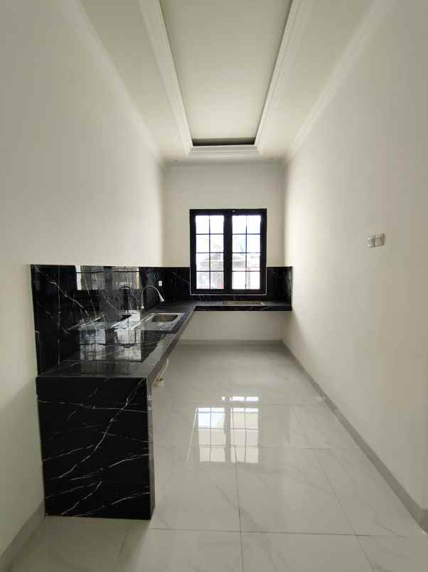 dijual rumah cipinang cempedak jaktim