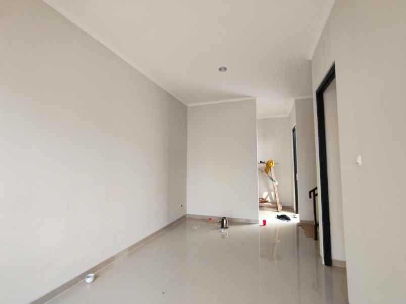 dijual rumah ciputat tangsel