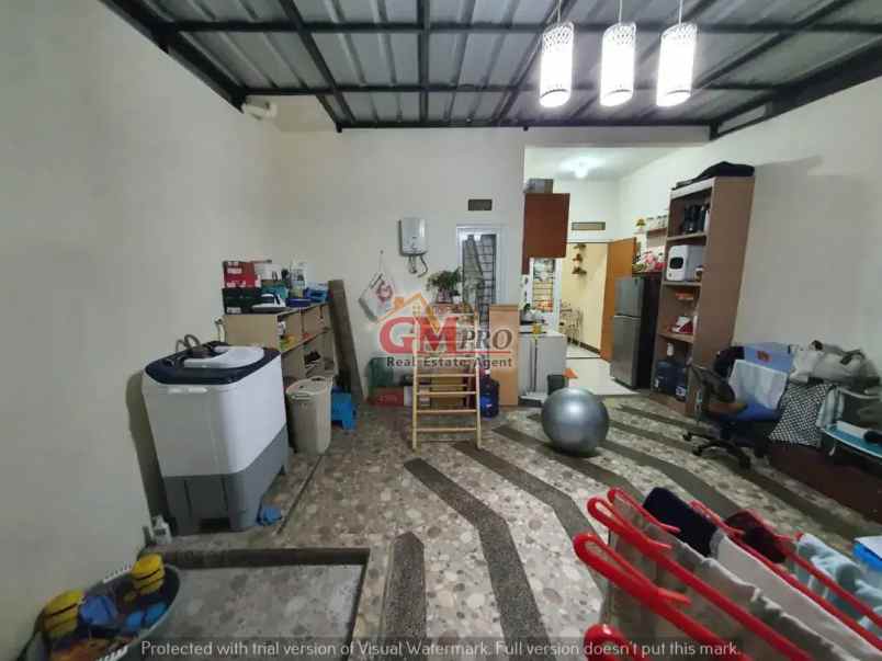 dijual rumah cisaranten