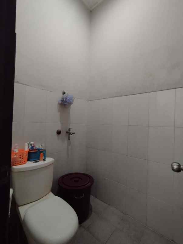 dijual rumah cisaranten kulon