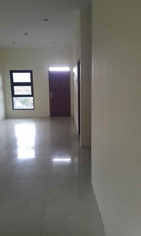 dijual rumah cisaranten kulon