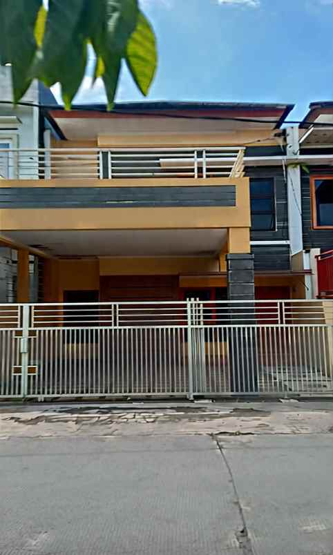 dijual rumah cisaranten kulon