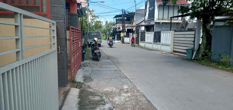 dijual rumah cisaranten kulon