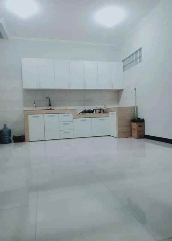 dijual rumah citraland cluster