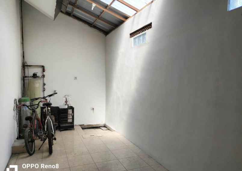 dijual rumah ciwastra