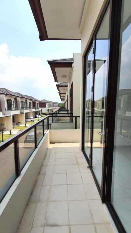 dijual rumah cluster allura lavon swancity