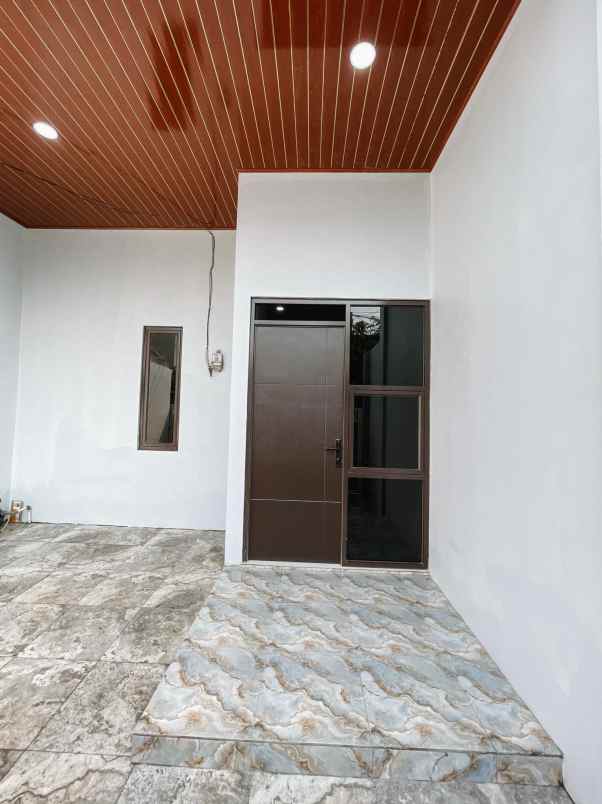 dijual rumah cluster cendrawasih pondok