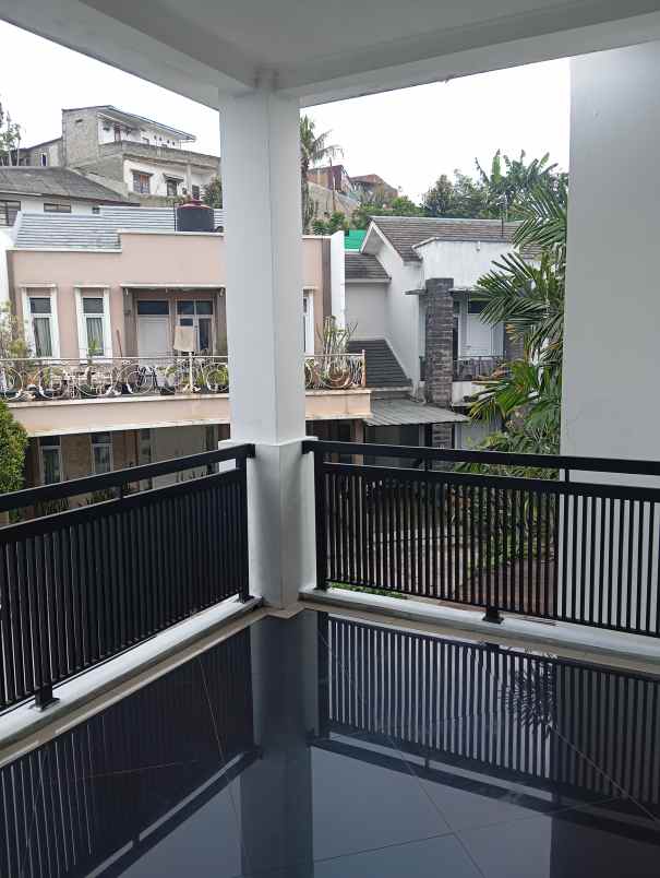 dijual rumah cluster gegerkalong