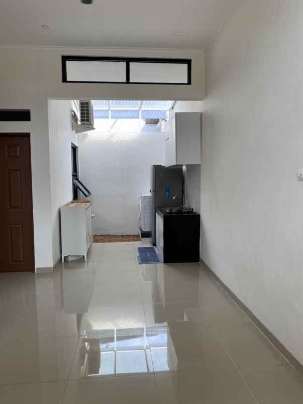 dijual rumah cluster grans pinus