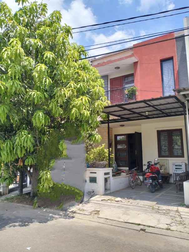 dijual rumah cluster harmoni harapan indah