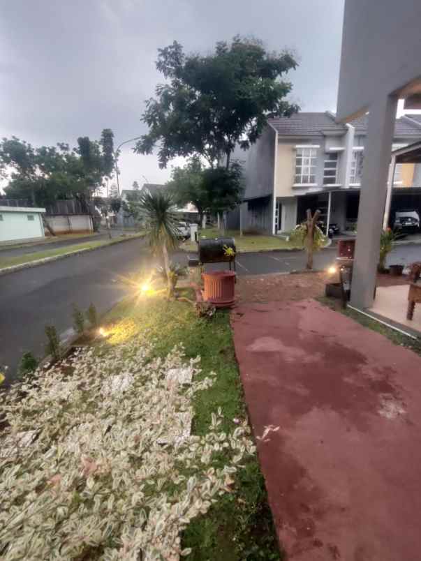 dijual rumah cluster la monte grand