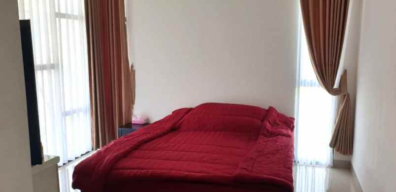 dijual rumah cluster mahakam jgc