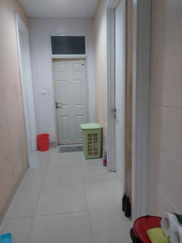 dijual rumah cluster maple summarecon
