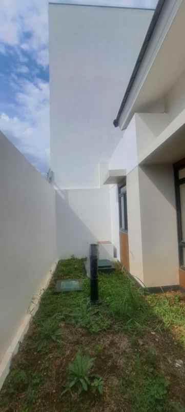 dijual rumah cluster padmagriya