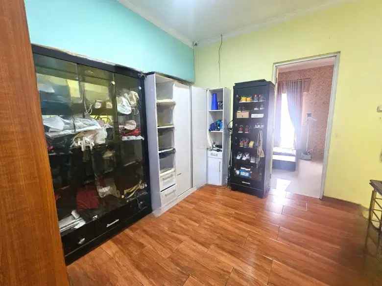 dijual rumah cluster royal residence