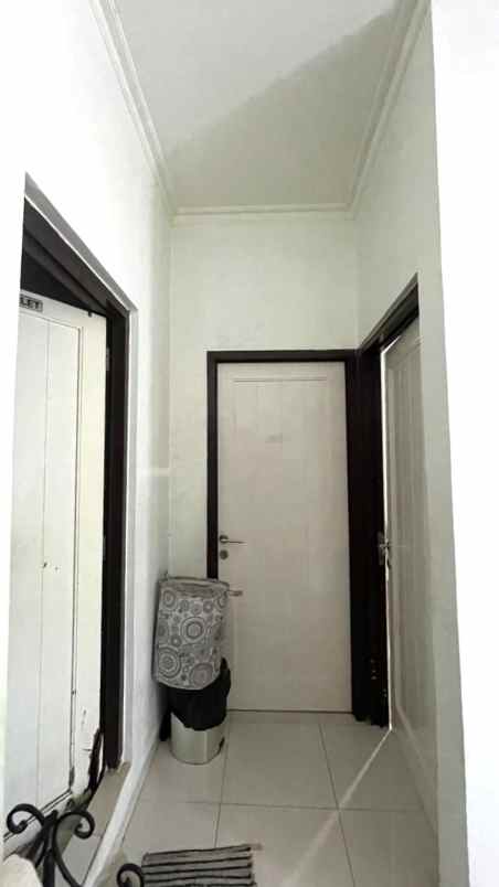 dijual rumah cluster valeria