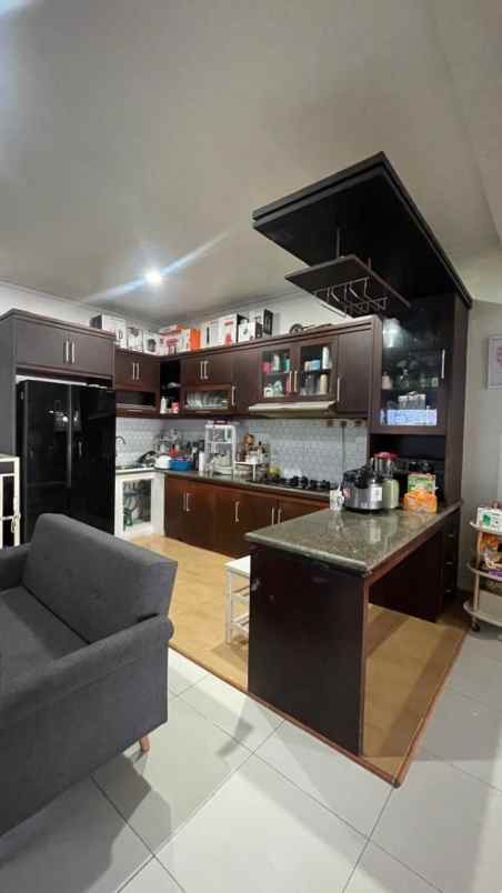 dijual rumah cluster valeria