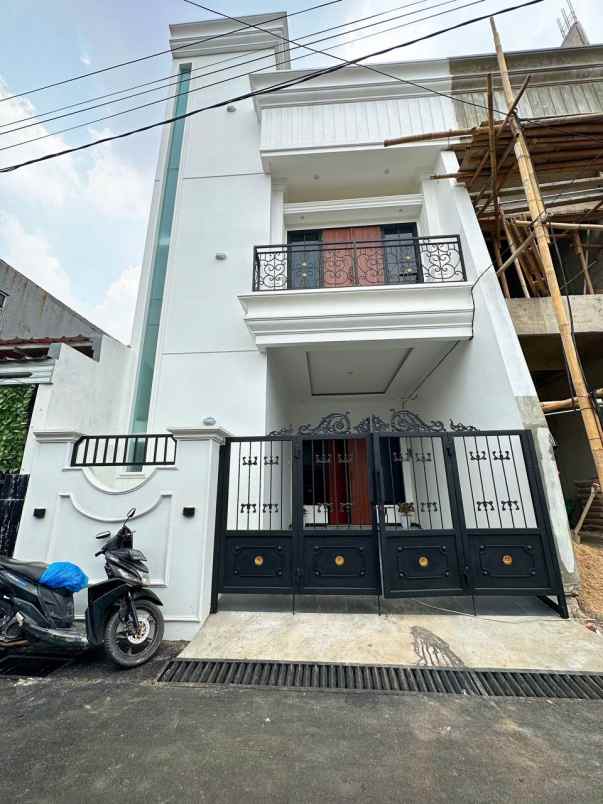dijual rumah condet kramatjati